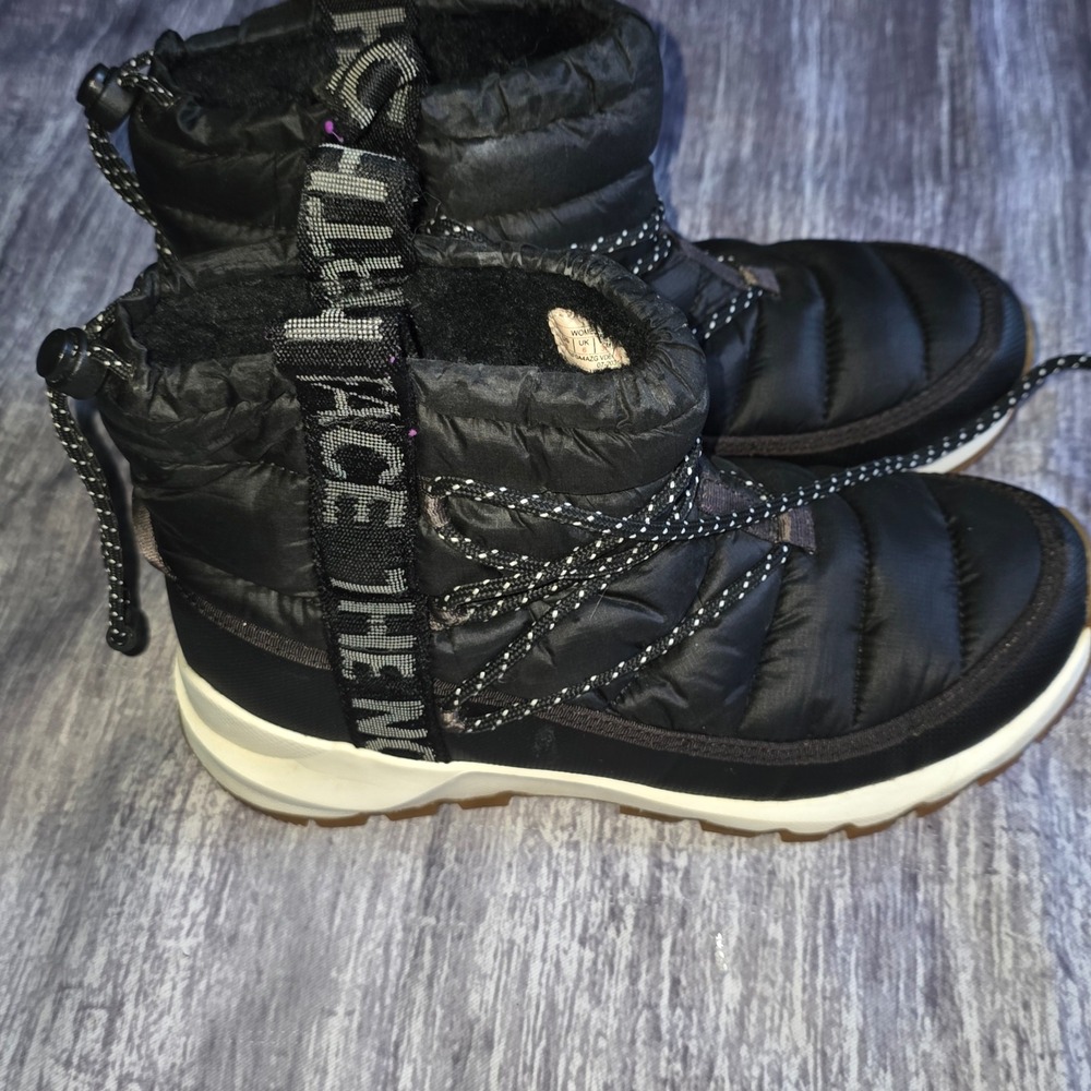 The North Face Thermoball Lace Up Black White Winter Boots NF0A4AZG Womens 8